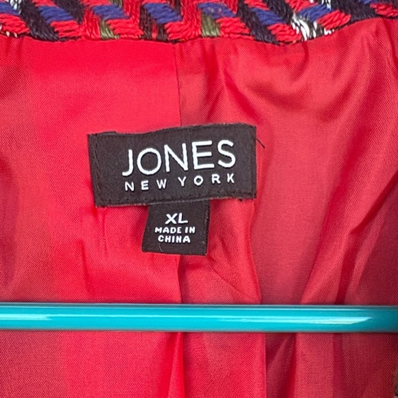 Festive JONES NEW YORK Women's Plaid Double-Breasted Jacket - Picture 5 of 16